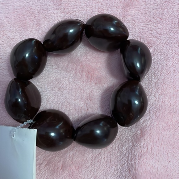 SOLD!!!! New Woman’s handmade Hawaii bracelet and earrings jewelry bundle - Picture 7 of 7